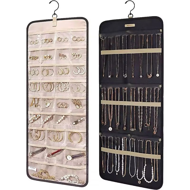 Hanging storages roll bag