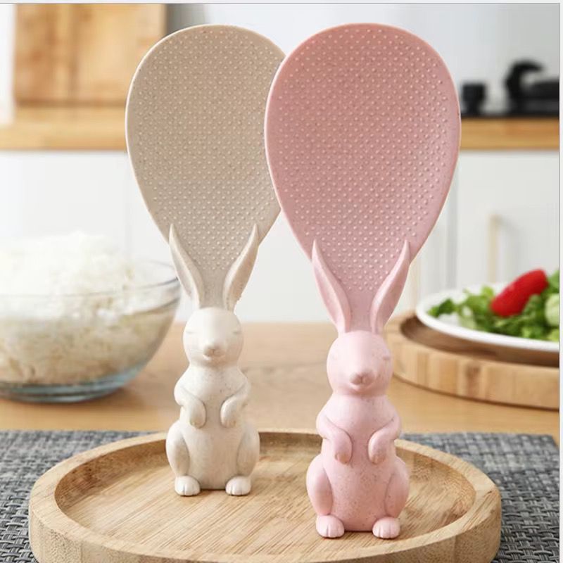 Cute cartoon non-stick rise spoon